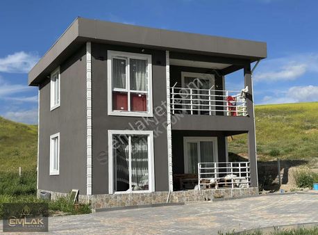 Ayaşta 2 Katlı Müstakil Ev Ve Arsası Ankara Asfaltı Kenarında