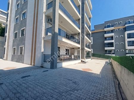 Bursa Nilüfer 30 Ağustos Zafer Mh Site İçi Satılık 3+1