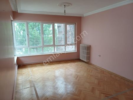 Aşağı Ayrancı Üst Kuzgunda 3.katta 125 M2 3+1 Satılık Boş Daire