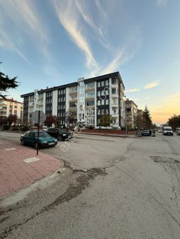 Çalışkan Emlak'tan Kiralık 3+1 Mekan Sitesi 4. Kat Daire