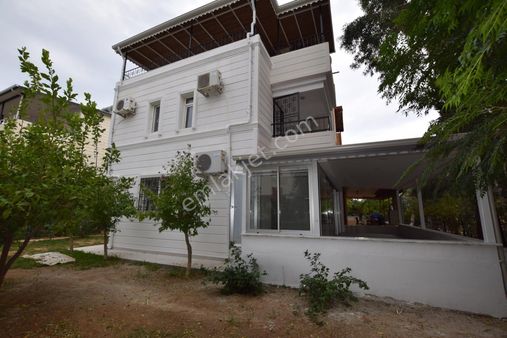 Antalya Belek İle Kadriye Arasında Satılık 4+1 Villa
