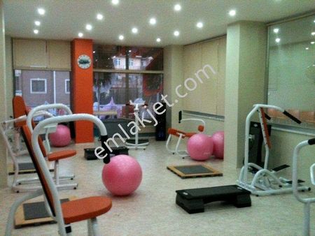 Devren Satılık Bayanlara Özel Spor Salonu Malzemesi