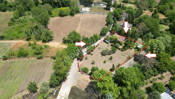 Kocaeli Karamürsel Yalakdere Satılık Müstakil Ev Ve Arsası 1901 M2