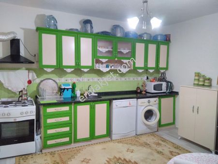 İki Katlı Müstakil Ev