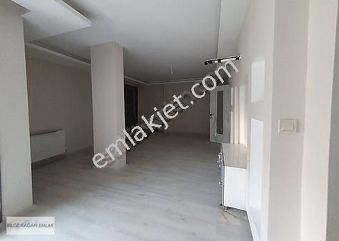 Bornova Da Kiralık 3+1 Lüks Daire