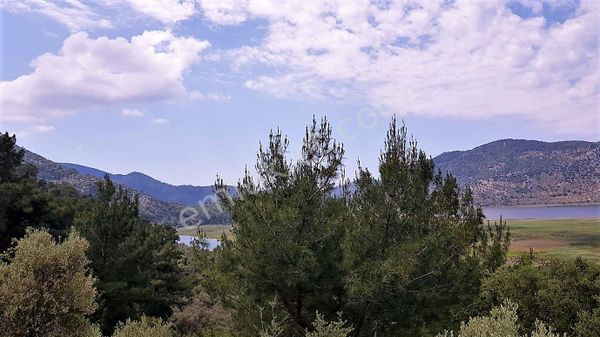 Dalaman'da Muhteşem Göl Manzaralı 5 Dönüm Arazi