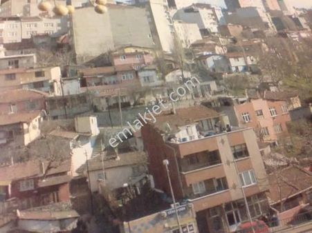 Mudurnuda 2 Katlı Bahçeli Müstakil Ev