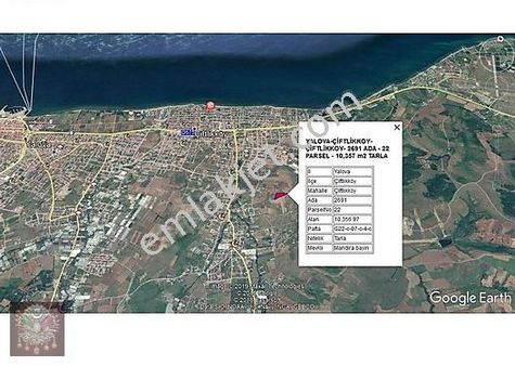 Çiftlikköy'de Full Deniz Manzaralı Yola Cephe Tarla