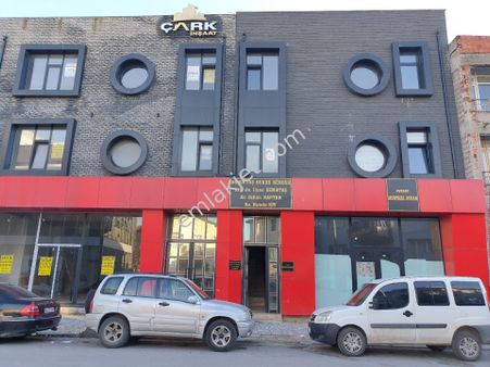 Cark Caddesı Arka Sokagı Yenı Sıfır Ofıs 55m2