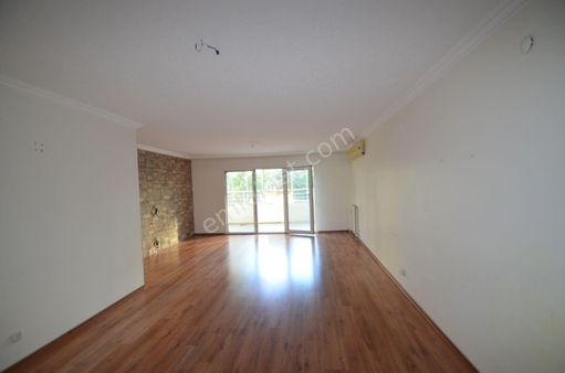 Mavişehir 2.etap Kuğu Blok'ta Satılık 3+1 Tadilatlı Daire