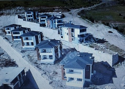 Alihan G. M. Den Harputta Satılık Şehir Manzaralı Dubleks Villa