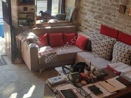 Rose Emlak'tan Satılık İş Yeri Taş Bina