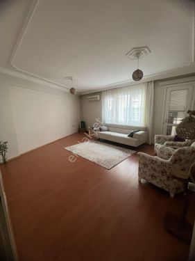  ACİLL ÜÇYOL MEYDAN YAKINI BAHÇELIEVLERDE 3+1 170M2 D.GAZLI AYRI MUTFAK ARAKAT DAİRE