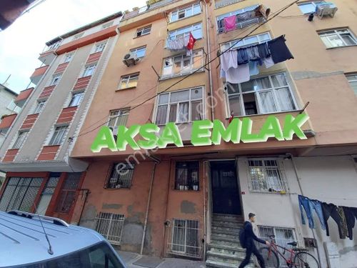 BAHÇELİEVLER YENİBOSNA FEVZİÇAKMAK MAH SATILIK DAİRE YÜKSEK GİRİŞ 2+1. 70m2