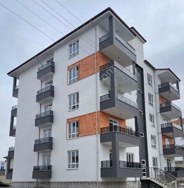 SOYLU EMLAK'TAN SATILIK 3+1 SIFIR DAİRE