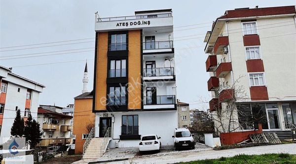 ÇELEBİOĞLU GAYRİMENKUL' DEN ÇAYIROVA EMEK DE 4+1 SATILIK DUBLEK