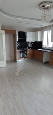 SEYHAN TELLİDEREDE DOĞALGAZLI 4+1 KİRALIK LÜKS DAİRE