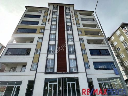 Remax Penta ' Dan Hilalkent 'te 3+1 Satılık Lüks Daire