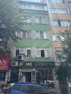 Halıcılar caddesi üzerinde 1.kat satılık 2+1 daire