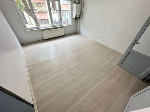 ÜSKÜDAR MERKEZE YAKIN 1+1.60M2.1 KT 