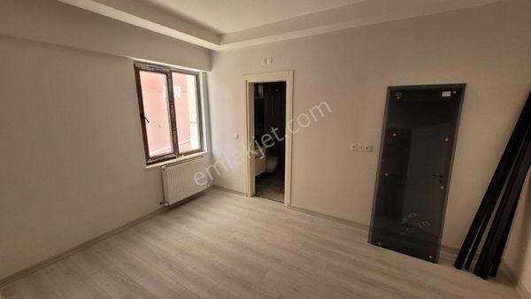 DOĞANCI MAHALLE Sİ ISIBUÜNİVERSİTESİ YAKININDA 3+1GENİŞ FERAH LÜKS DAİRE