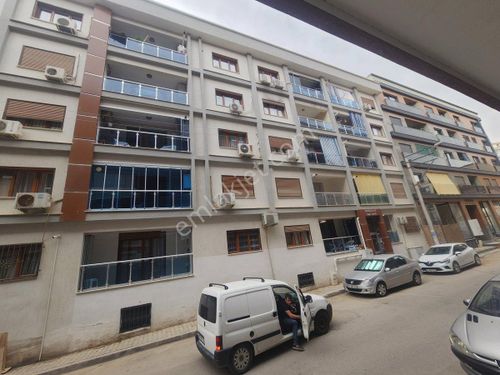 İZMİR KARŞIYAKA'DA 3+1 SATILIK DAİRE