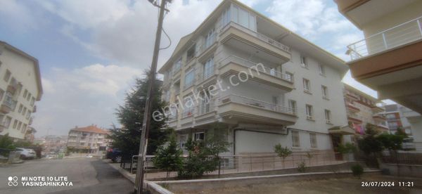 BOSTANCIK MAHALLESİ BOSTANCIK CADDESİ'NE 50m DÜZ GİRİŞ 2+1 SATILIK DAİRE 