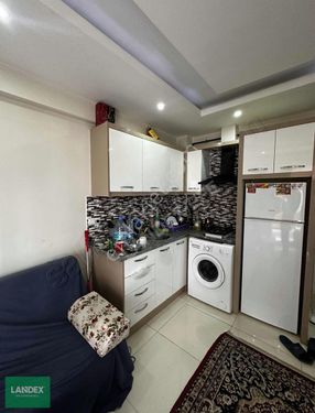 LİSE CADDESİNDE 1+1 ARA KAT GENİŞ BALKONLU SATILIK APART