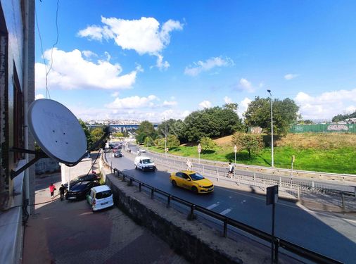  Eyüp Nişanca mh.metrobüse 3 dk, Acil satılık, 2+1 , kelepir daire