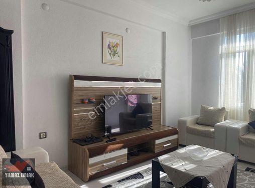 Fethiye A.Menderes bulvarında Eşyalı Kiralık 2+1 Ara Kat Daire.