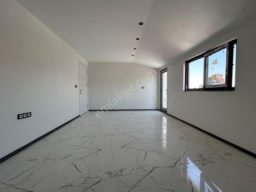 Şemikler Mahallesin'de 210 M² 4+1 Satılık Sıfır Dublex Daire