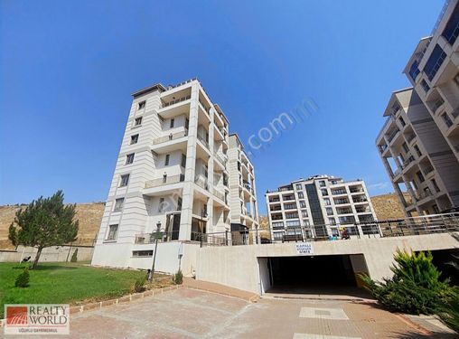 ÇAYYOLU ALACAATLI TRİOPARK EVLERİ KİRALIK 5+1 LOFT DAİRE