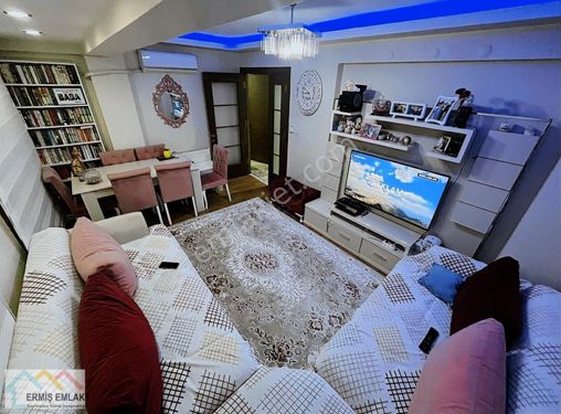 GÖKSU'da SATILIK CADDE ÜSTÜ 2+1 ARAKAT DAİRE