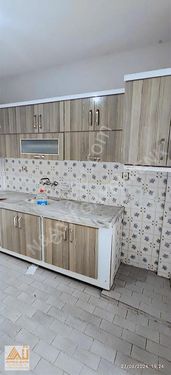 İZMİR BERGAMA ŞERHİR MERKEZİNDE 2+1 KİRALIK DAİRE