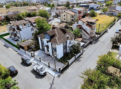 Erenoğlu Gm'den Başiskle Vezirçiftliği Mh'de Satılık 2 Katlı Ev