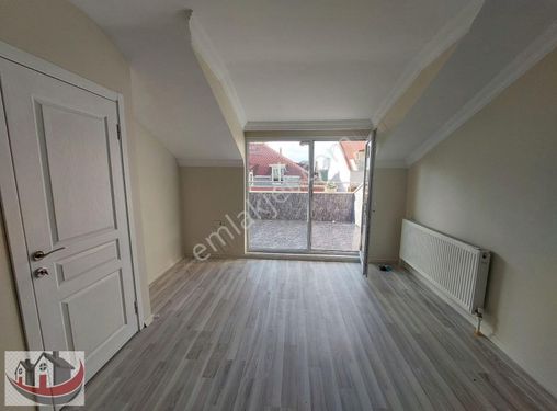 Güneyden İki Aileye Uygun Çok Geniş 4+2.160m2 Dubleks Daire