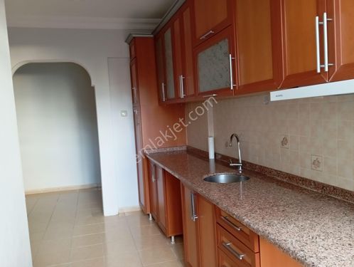 Beykent,de Site İçinde 2+1 Kiralık Daire