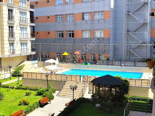 Beylikdüzü Adnan Kahveci Mahallesinde 3+1 Kiralık Daire