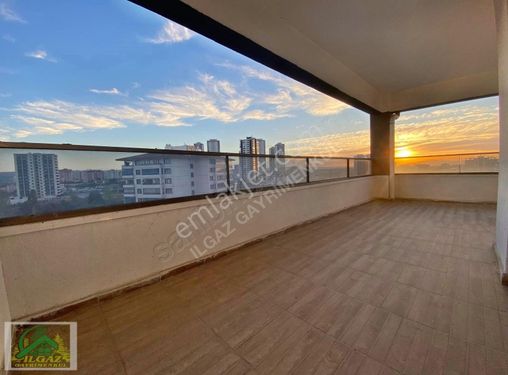 Özevlerde 4+1 13.kat Manzaralı E.banyo G.odası 160m² Sıfır Daire