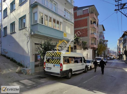 İzmir Gültepe Gazi Paşa Caddesinde Avantajlı Satılık 3+1 Daire