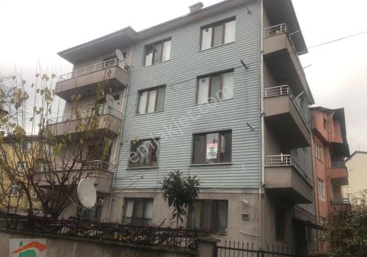 Kemerköprü 4+1 , 4 Balkonlu 2. Kat Askerlik Şubesi Yakını 170 M2 Kiralık Daire