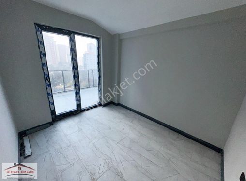 Geniş Yatak Odası Geniş Mutfak 5+1 Sıfır Daire 250 M2 Cihandan