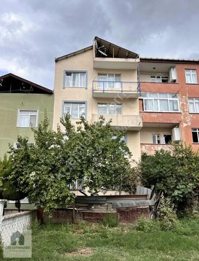 Koru Emlak'tan Satılık 2+1 Daire 31m Arsa Tapulu Ara Kat