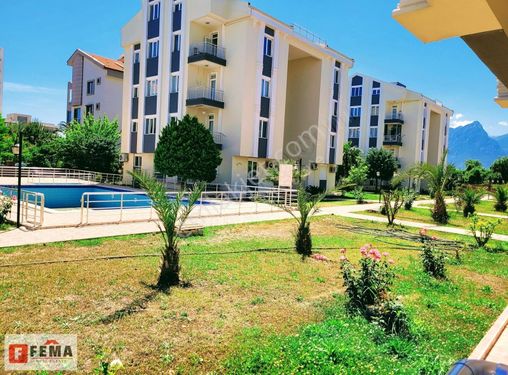 Konaklarda Havuzlu Site İçinde Kiralık 3+1 Daire - For Rent