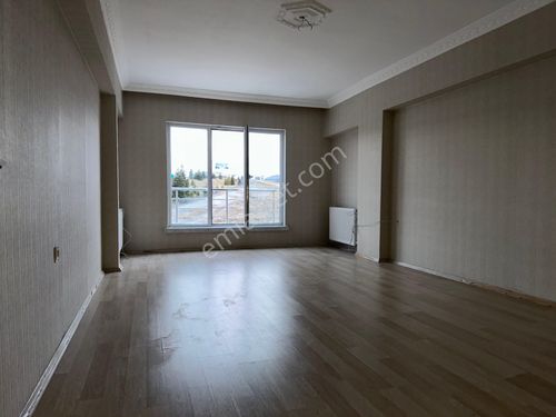 Fatih Gayrimenkulden Pursaklar Danyıldızda 1.kat Öncephe 3+1 Kiralık Daire