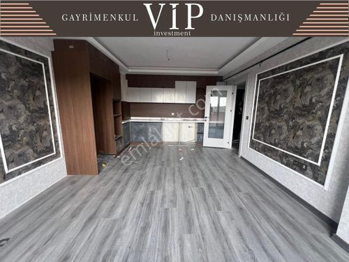 Çankaya Akpınarda Bulvar Cadde Yerden Istımalı 60m2 Geniş 1+1