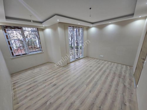 Deluxe 26 ' Dan Sıfır Binada Bahçeli 2+1 70 M2 Fırsat Daire