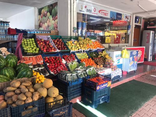 Arkastan Antalya Güzeloba 'da Devren Kiralık Market 
