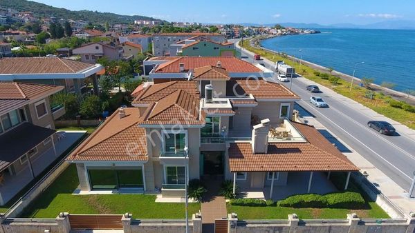  Limanreis'te Denize Sıfır Özel bir Villa REZERVE'den