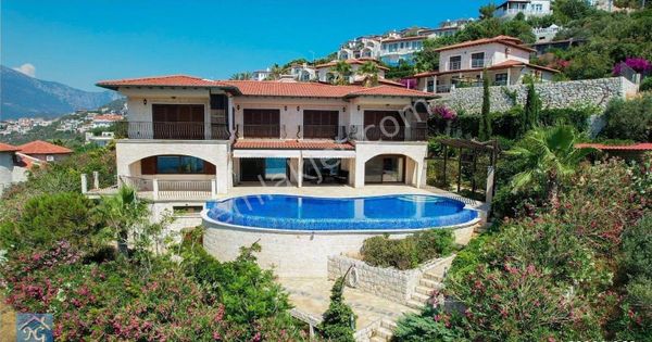 Antalya Kaş Çukurbağ Yarımadasında Satılık Müstakil Villa